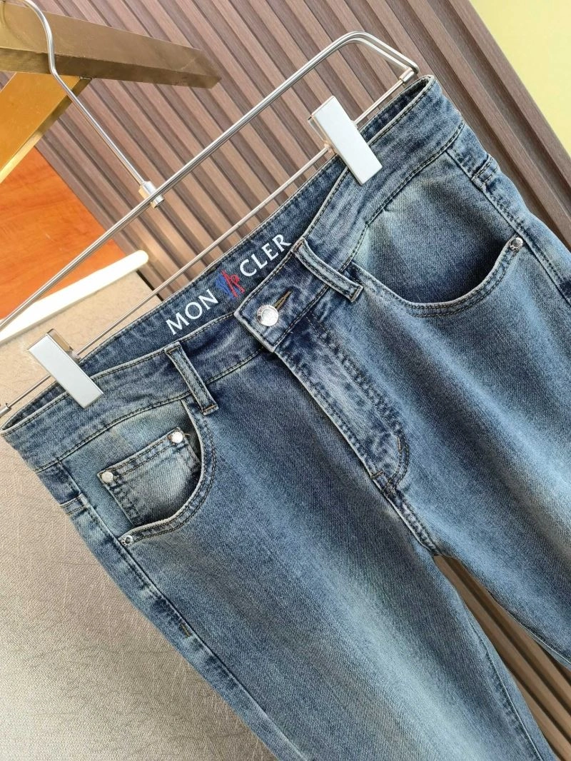 TravelReady Moncler Jeans 142610