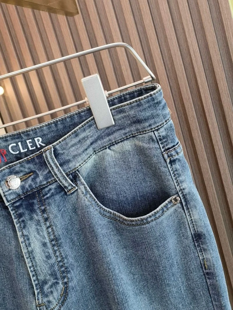TravelReady Moncler Jeans 142610