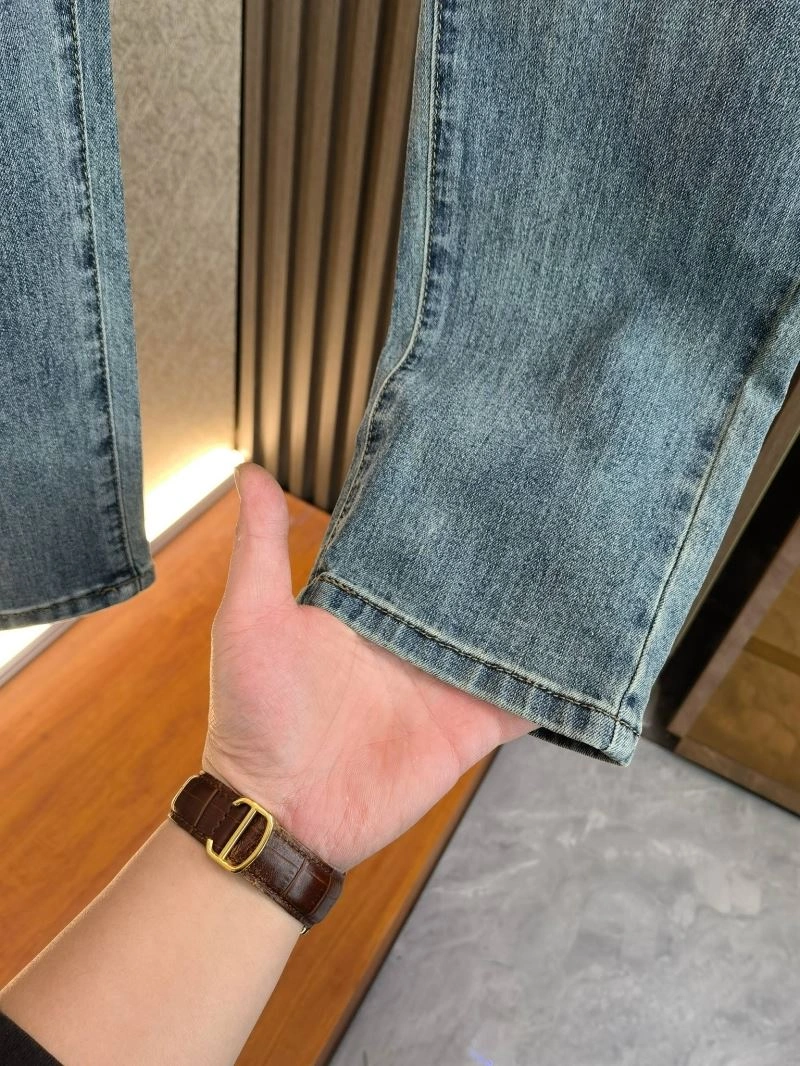 TravelReady Moncler Jeans 142610
