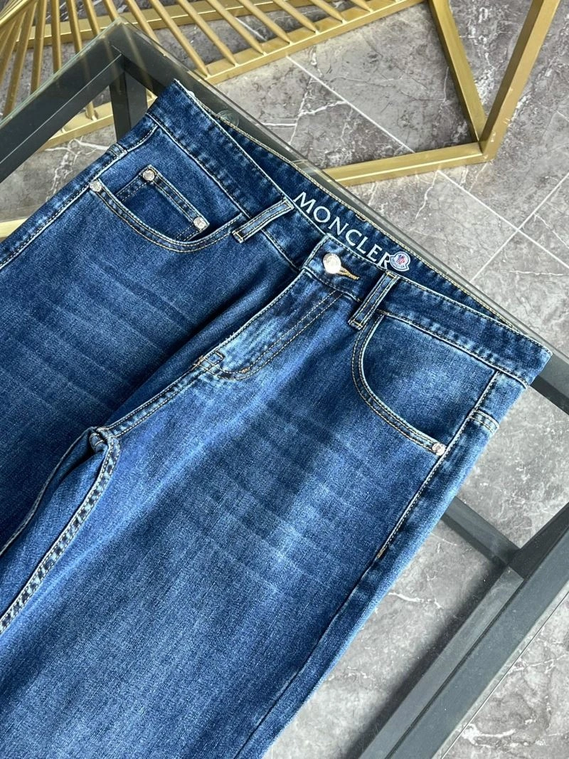 Moncler Jeans WeatherProof 142604