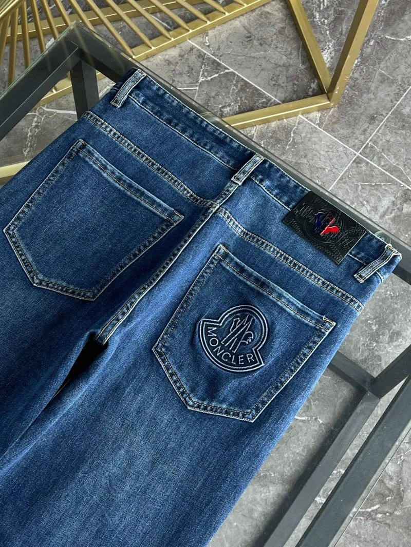 Moncler Jeans WeatherProof 142604
