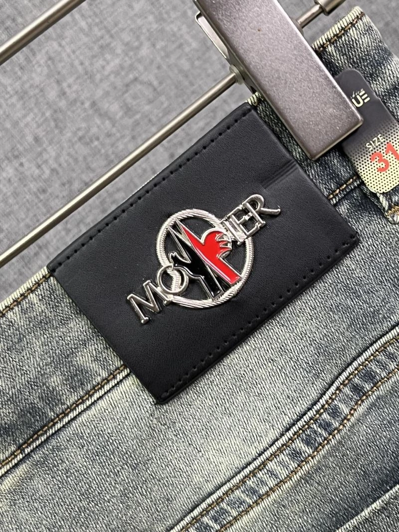 Compact Moncler Jeans 142605