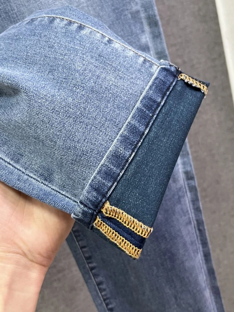Chic Moncler Jeans 142603