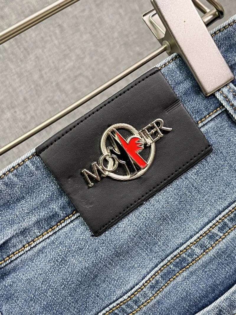 Chic Moncler Jeans 142603