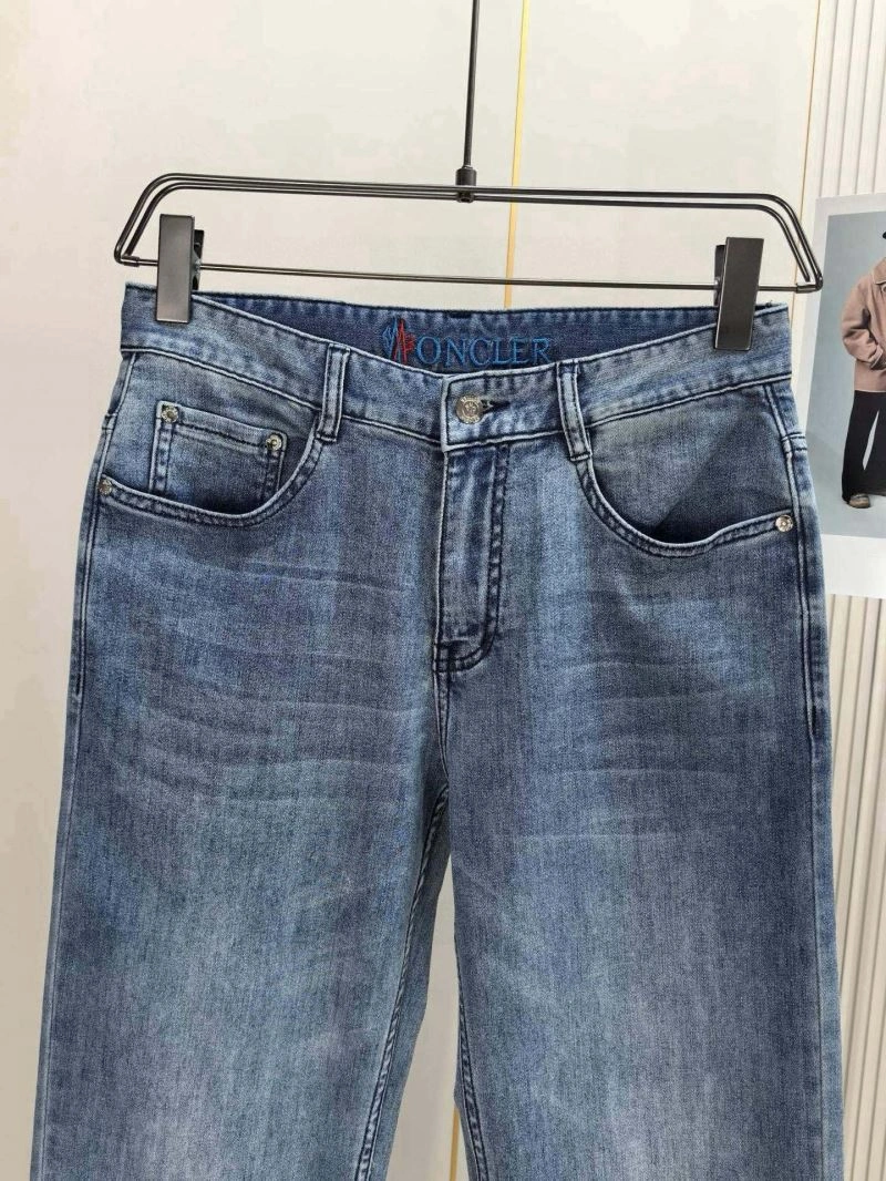 Affordable Moncler Jeans 142185