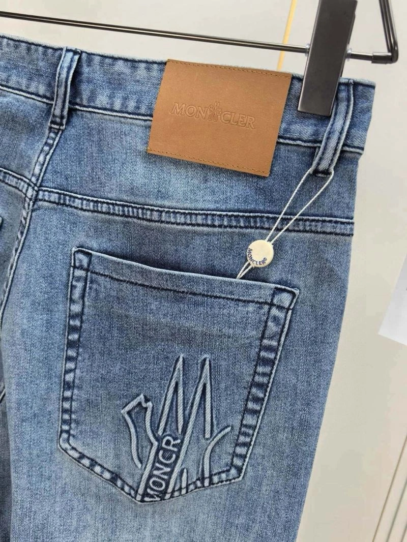 Affordable Moncler Jeans 142185