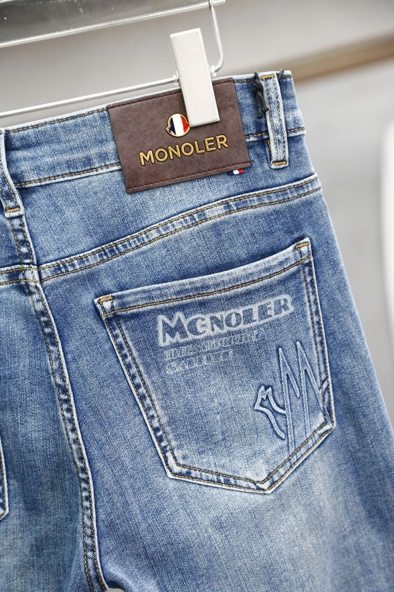 Resilient Moncler Jeans 141644