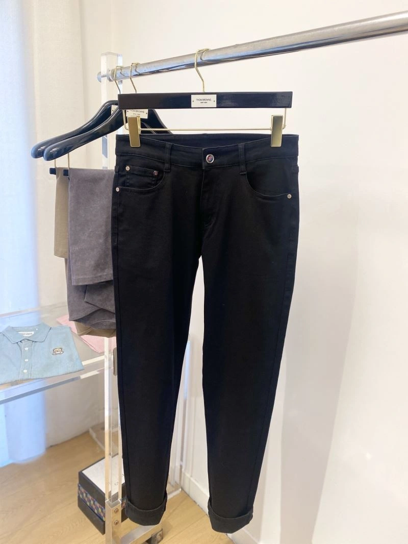 Moncler Jeans ModernLook 141648