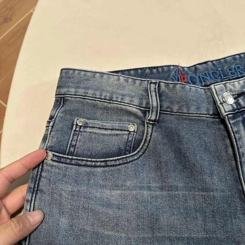 Moncler Jeans Contemporary 141657