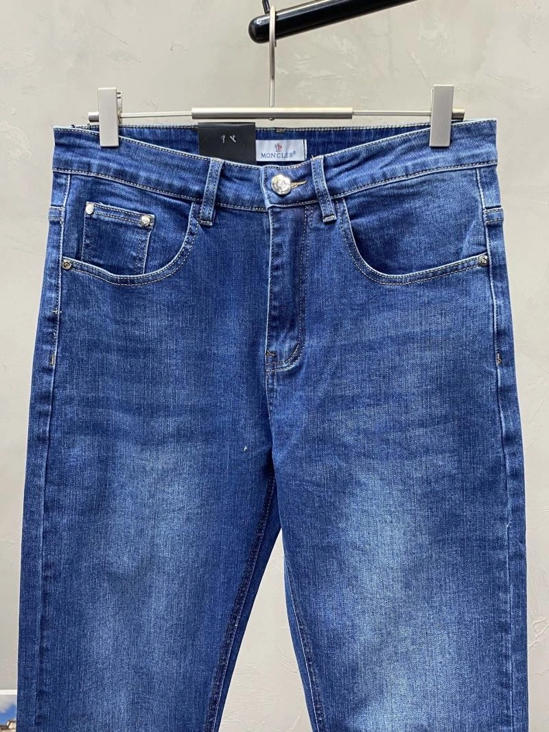Casual Moncler Jeans 141637
