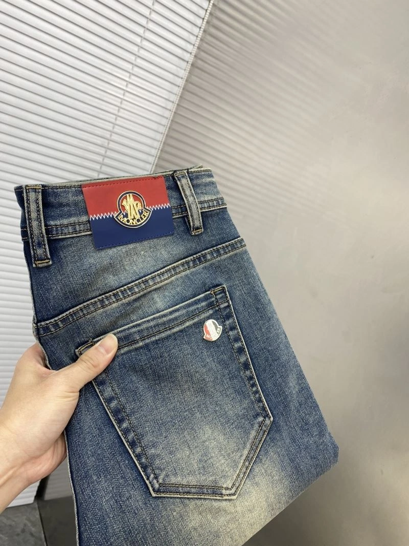 Soft Moncler Jeans 141636