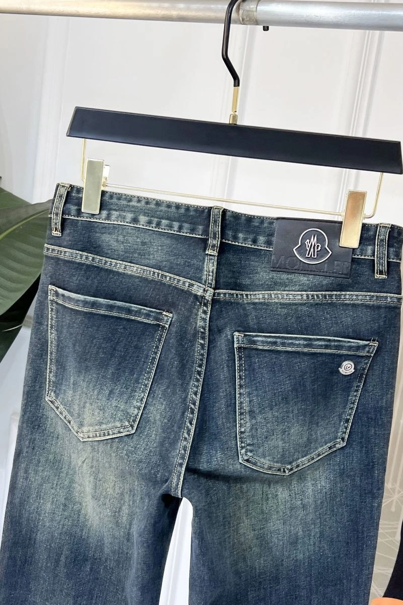 ZipUp Moncler Jeans 141635