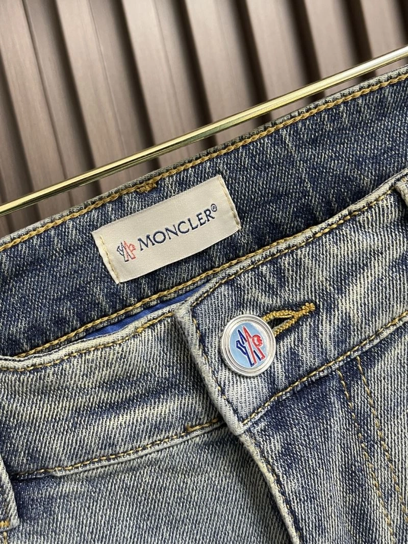 Moncler Jeans Soft 141632