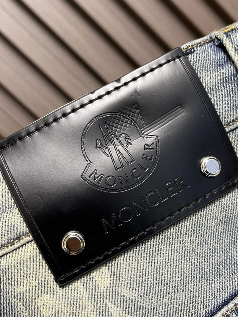Moncler Jeans Soft 141632
