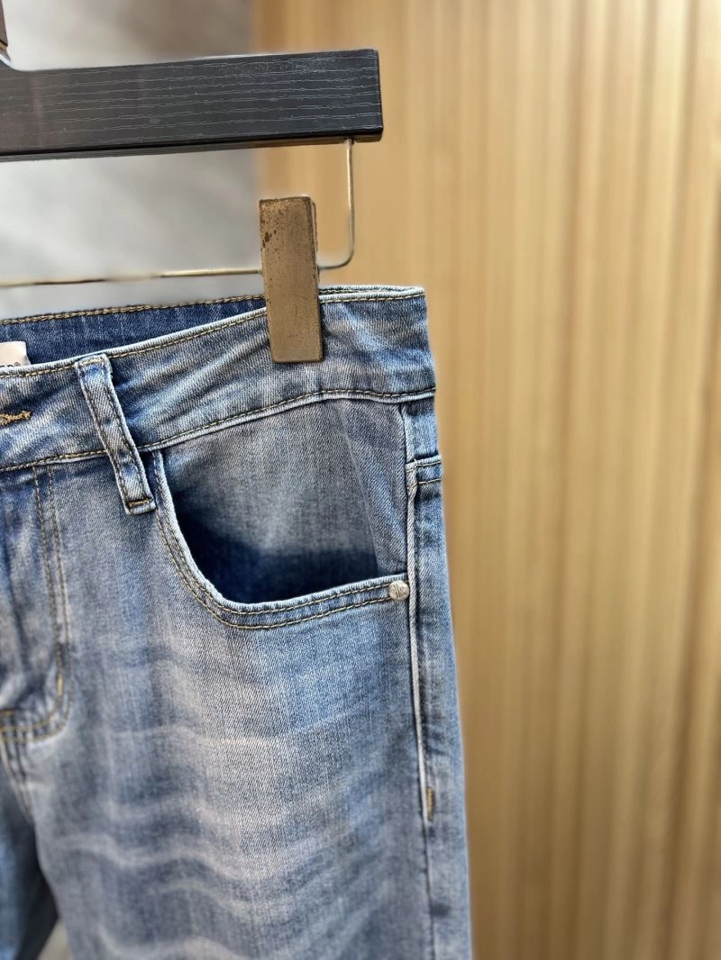 Moncler Jeans Chic 141631
