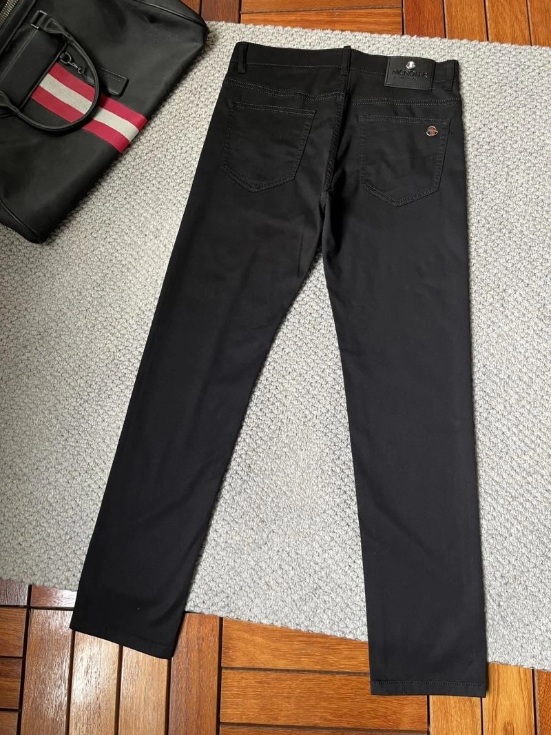 Neat Moncler Jeans 141625