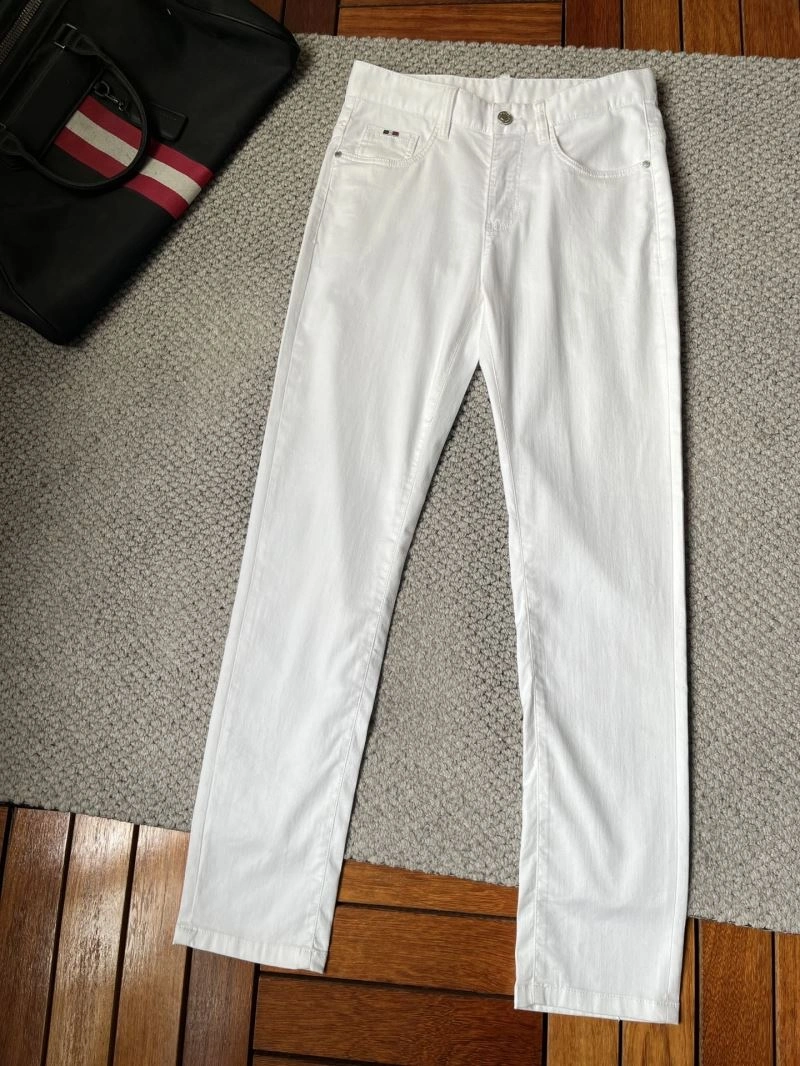 WellDesigned Moncler Jeans 141623