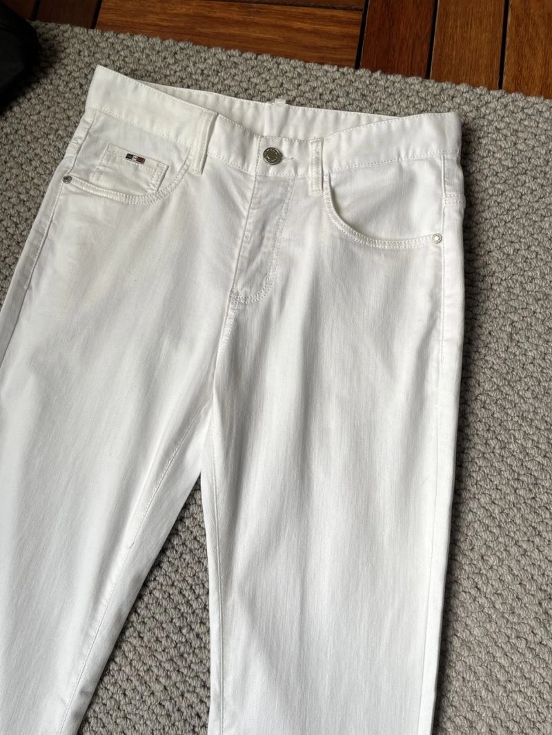 WellDesigned Moncler Jeans 141623