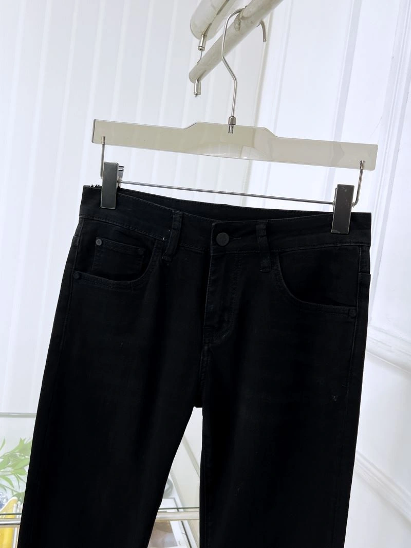 Upgraded Moncler Jeans 141641