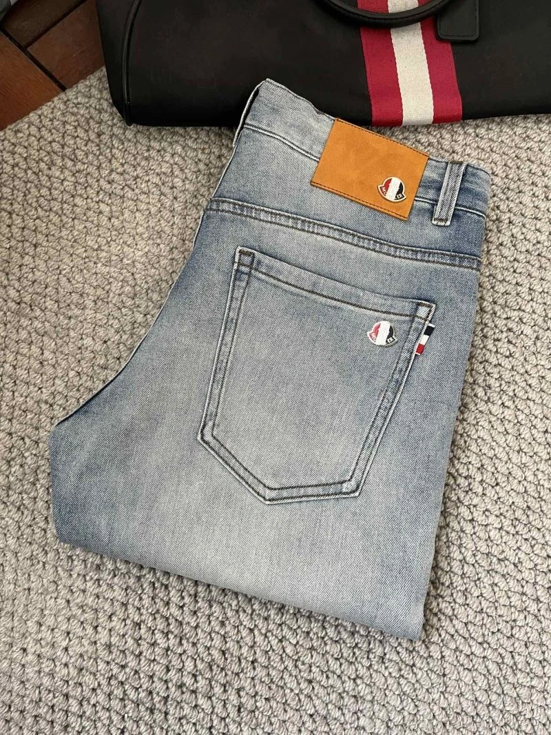 Moncler Jeans OnTrend 141629