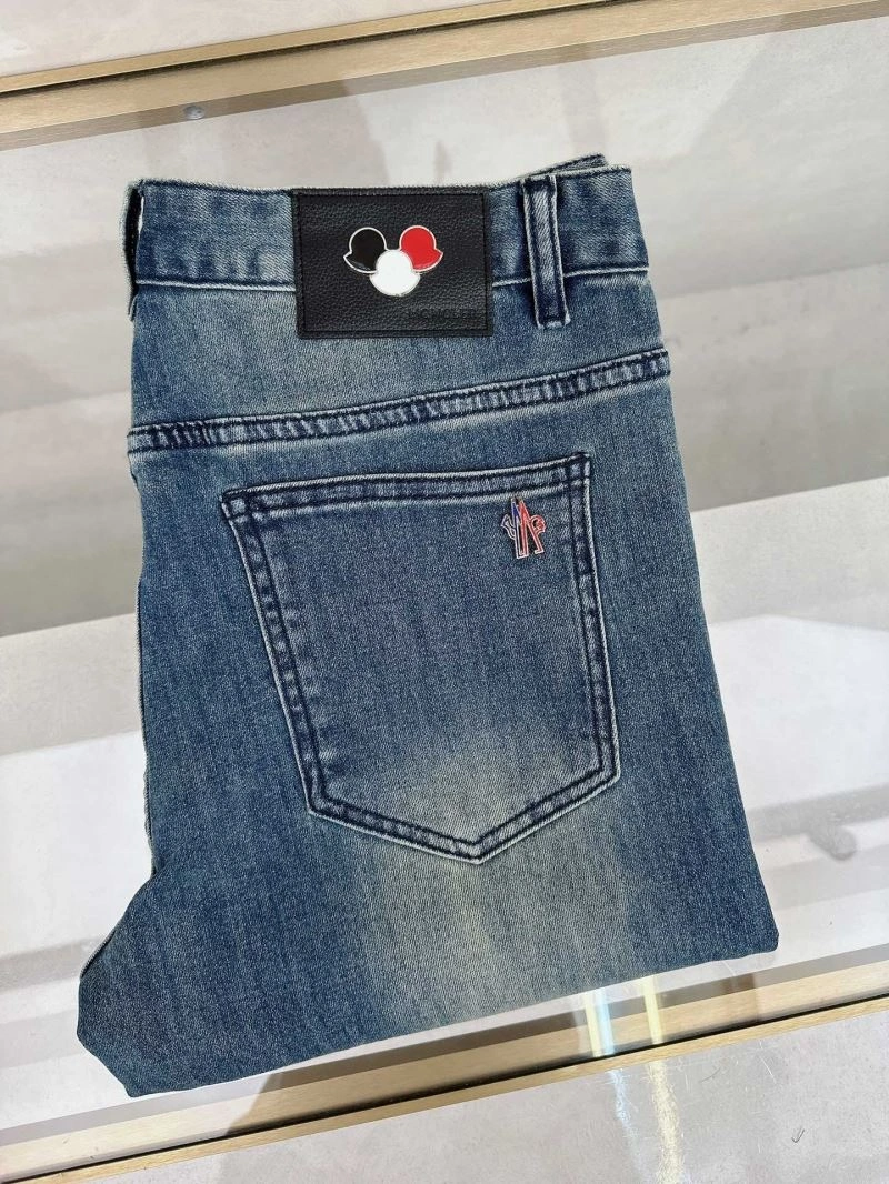 Attractive Moncler Jeans 141628