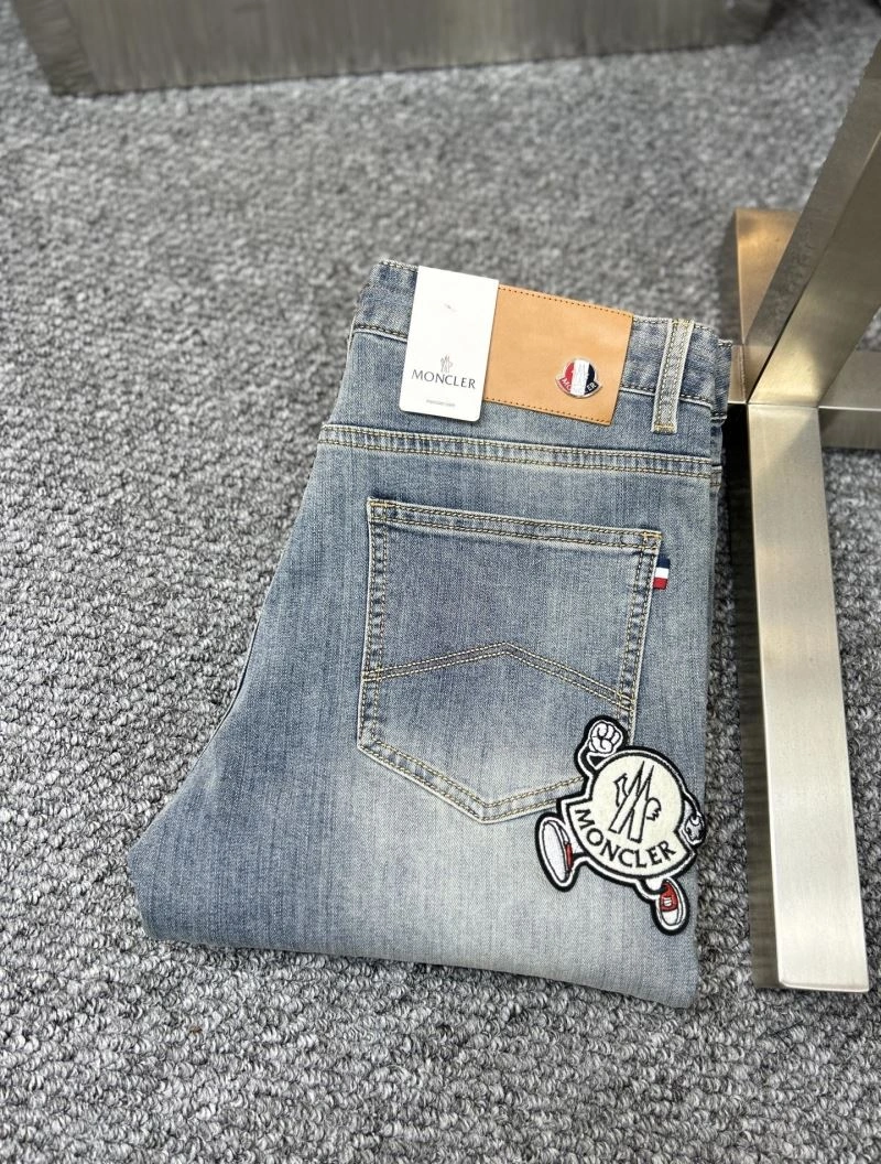 Moncler Jeans Flexible 141618
