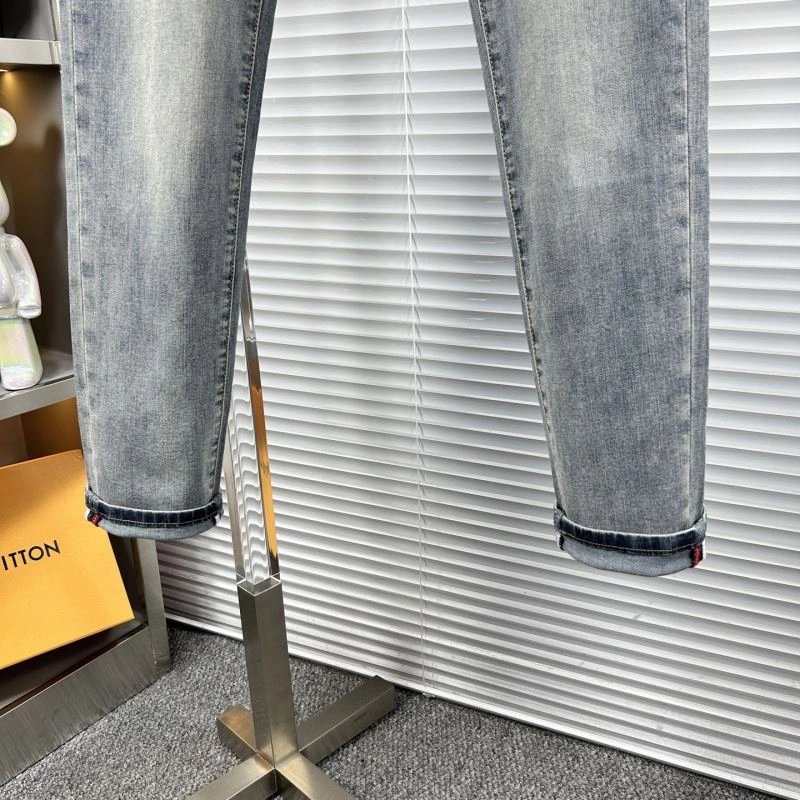 Moncler Jeans Flexible 141618