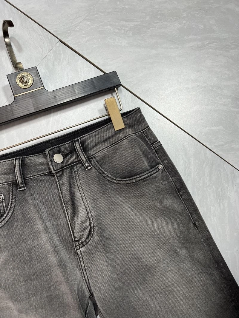 Moncler Jeans GoAnywhere 141244