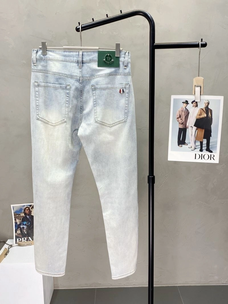 MultiPurpose Moncler Jeans 141234