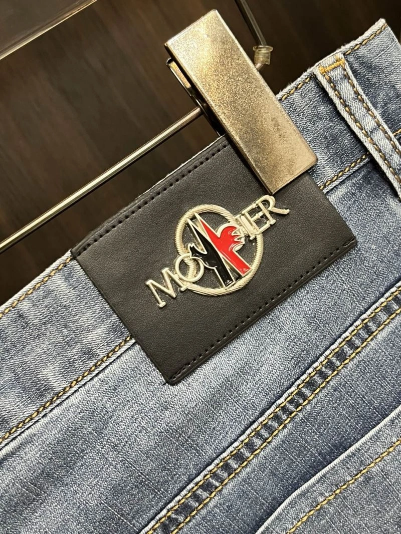 Moncler Jeans MultiPurpose 141253