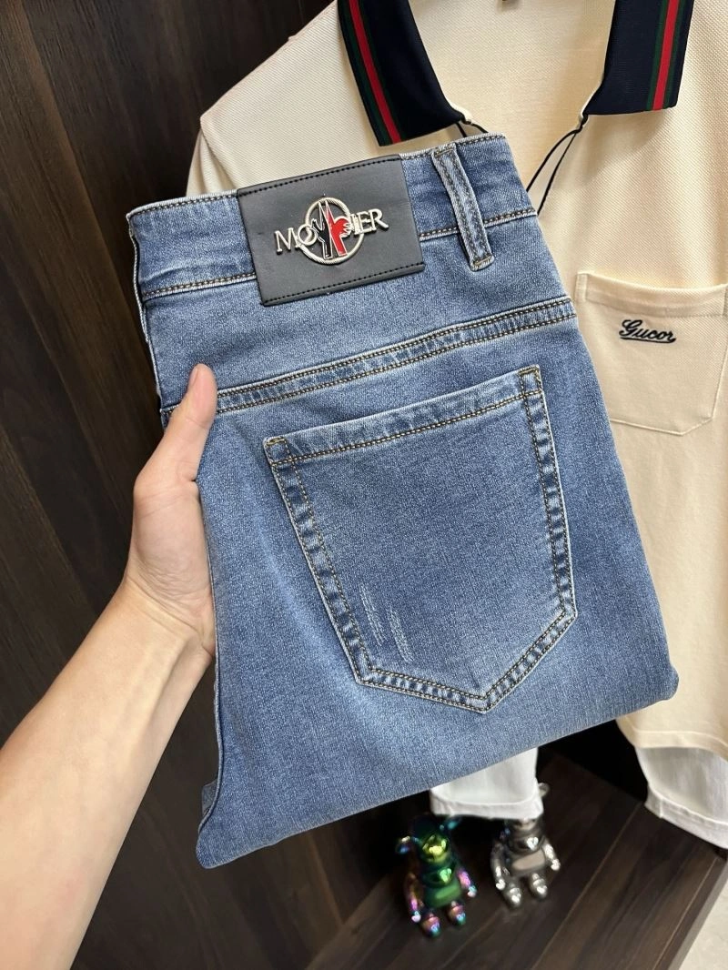 Tailored Moncler Jeans 141252