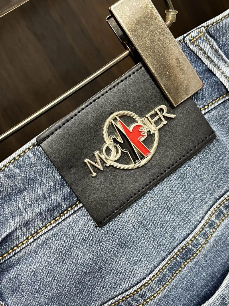 Tailored Moncler Jeans 141252
