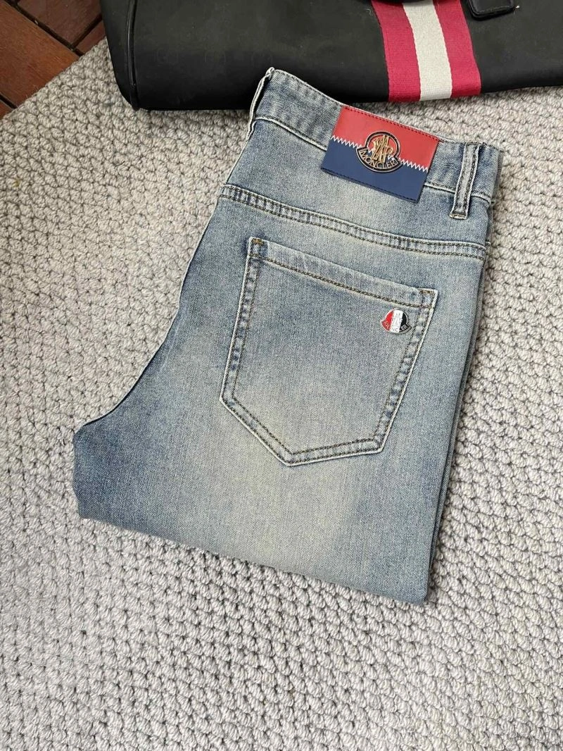 Youthful Moncler Jeans 141251