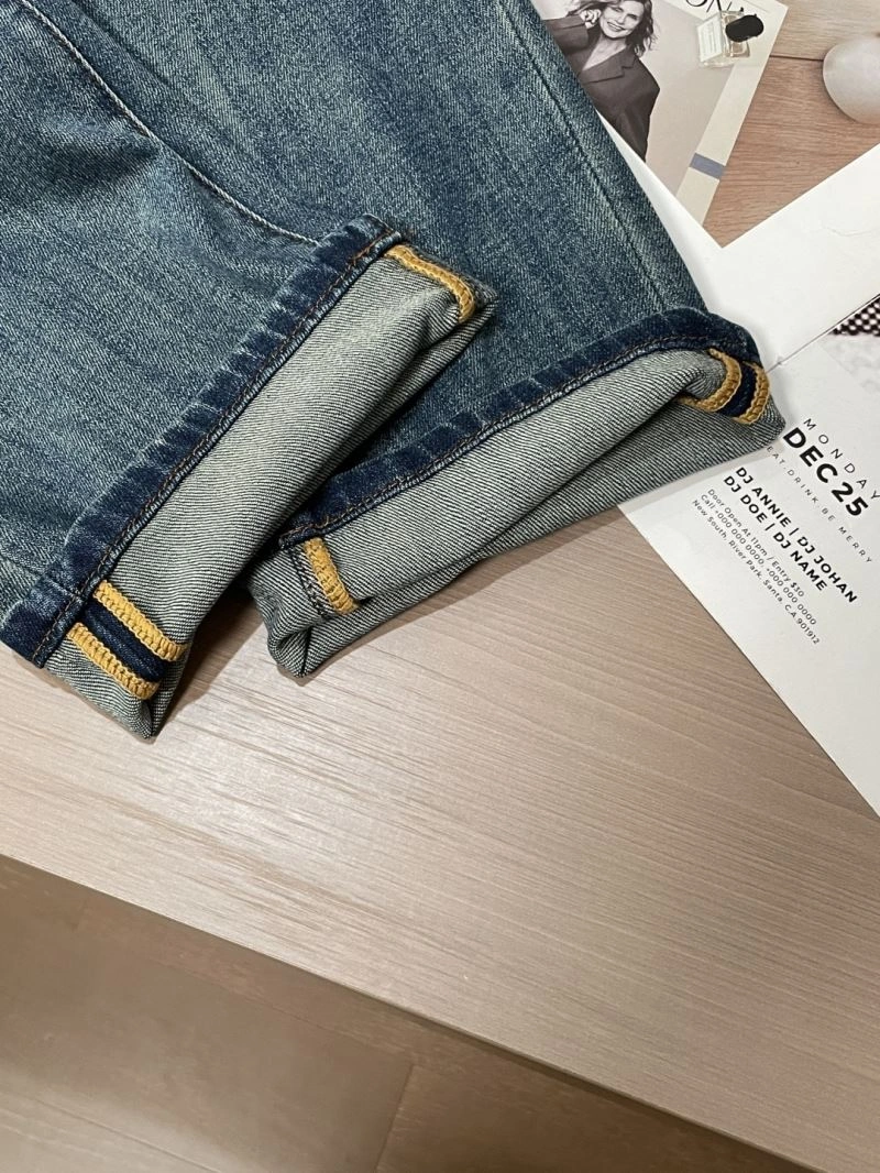 GoAnywhere Moncler Jeans 141232