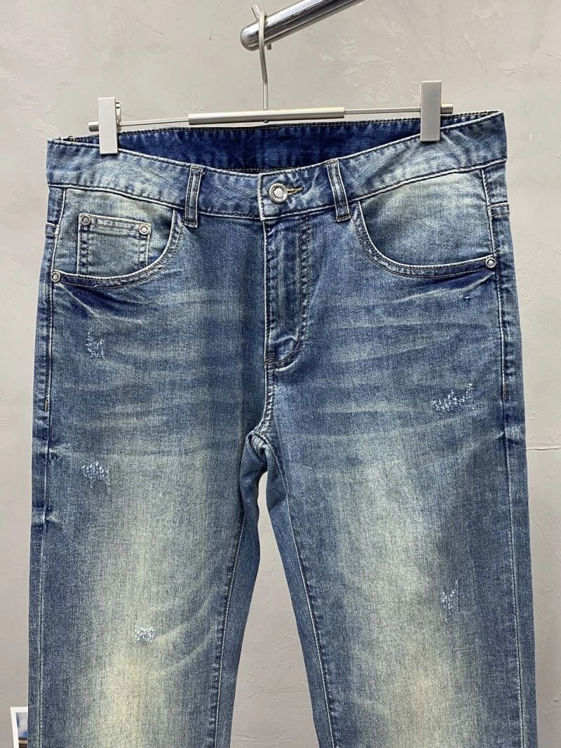 WaterResistant Moncler Jeans 141238