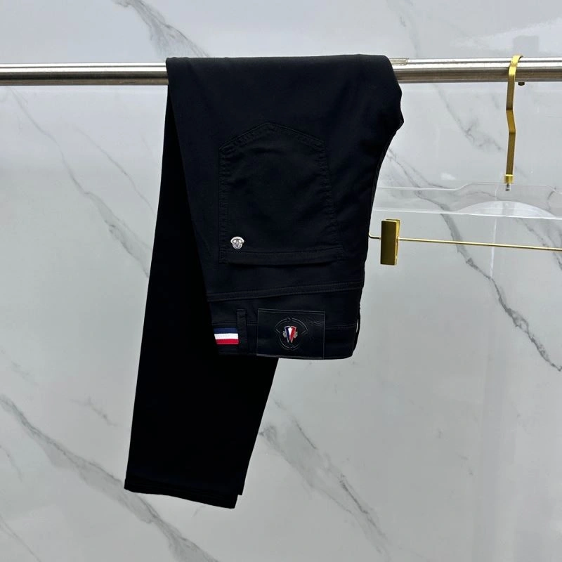 Classic Moncler Jeans 140826