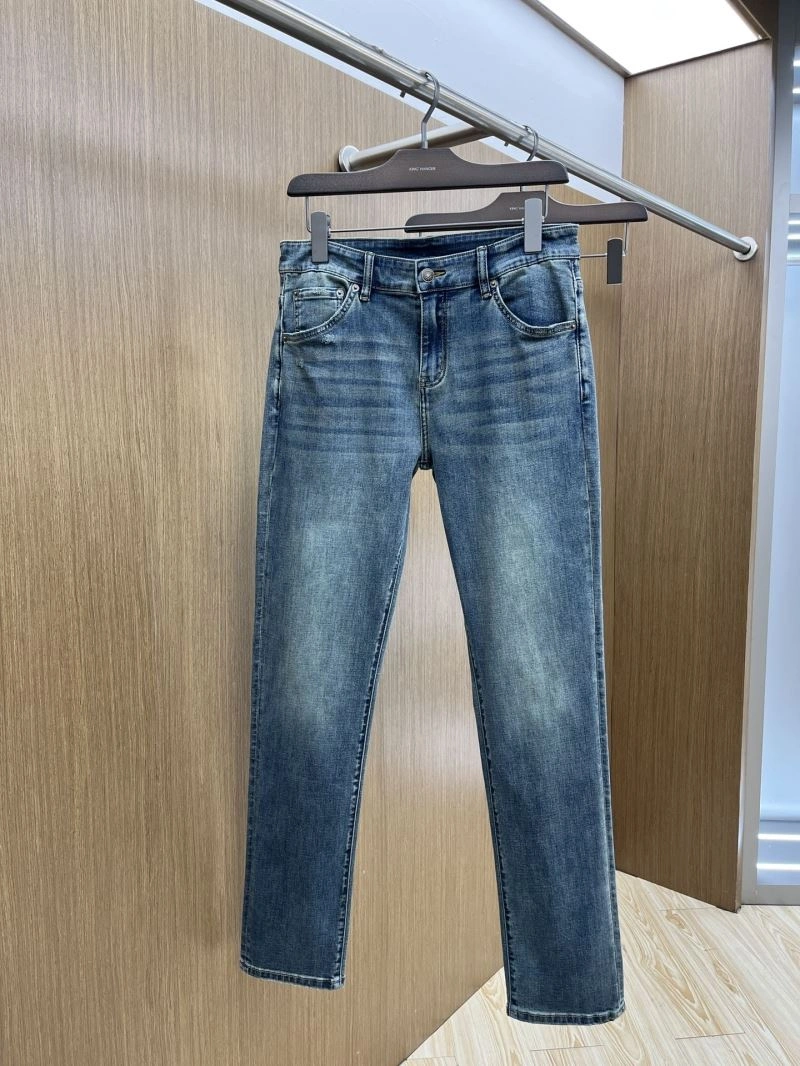 Moncler Jeans Vibrant 140820