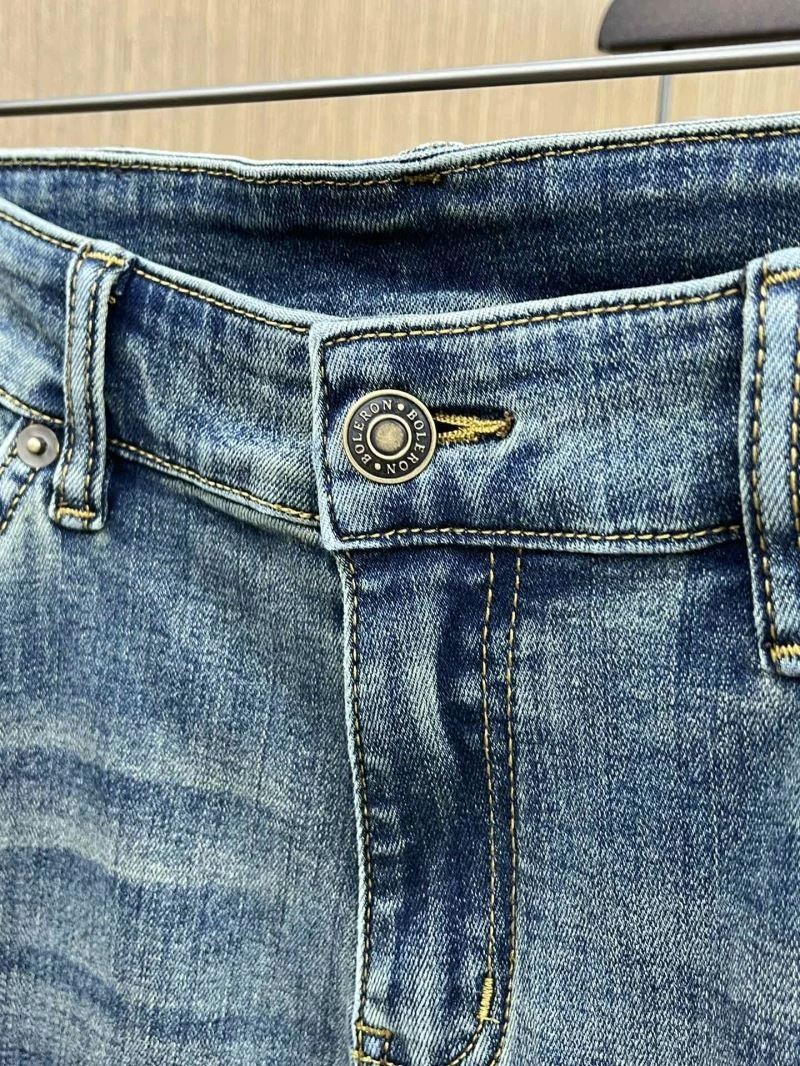 Moncler Jeans Vibrant 140820