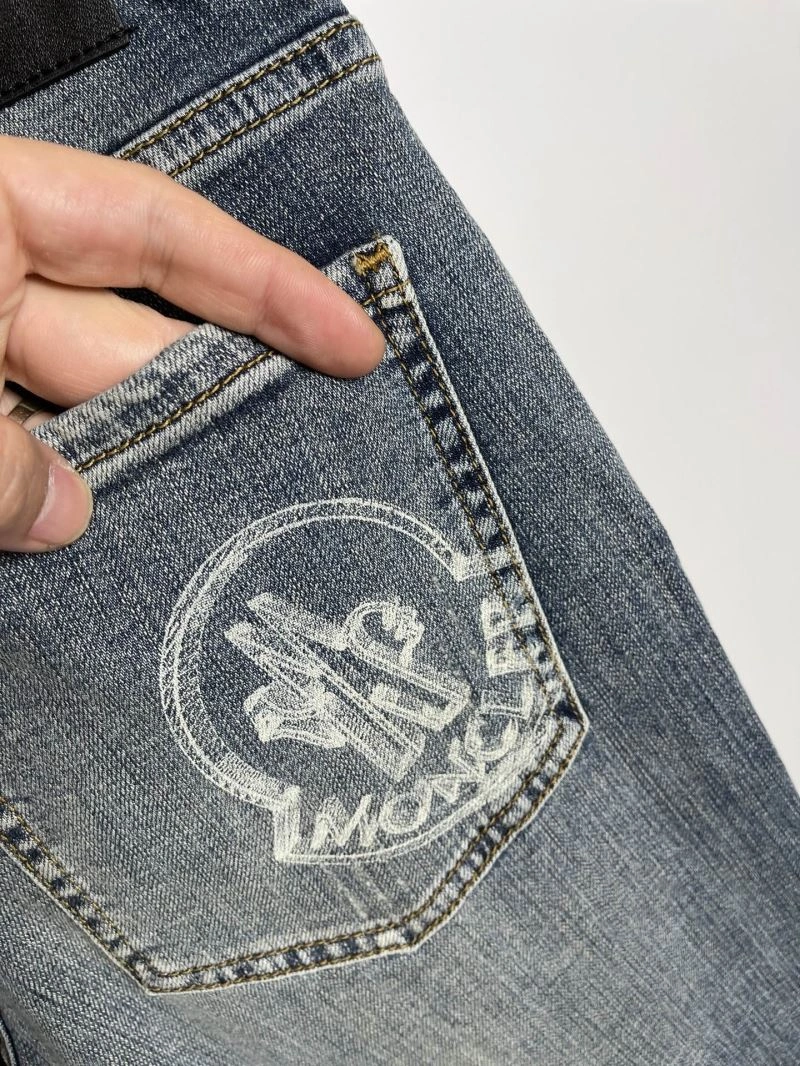 Moncler Jeans TravelReady 140818