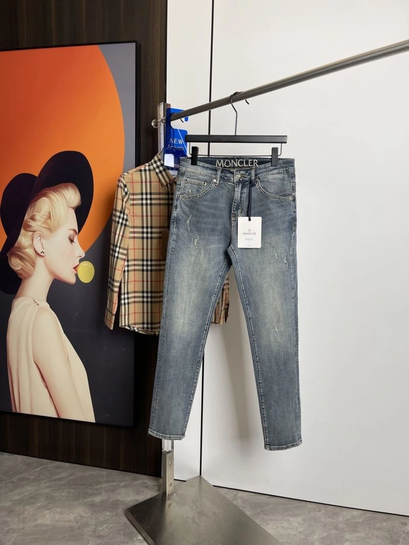 Moncler Jeans TravelReady 140818