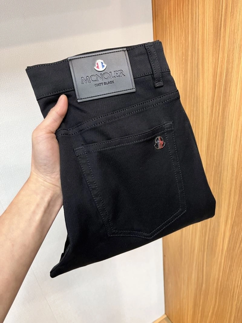 ModernLook Moncler Jeans 140817