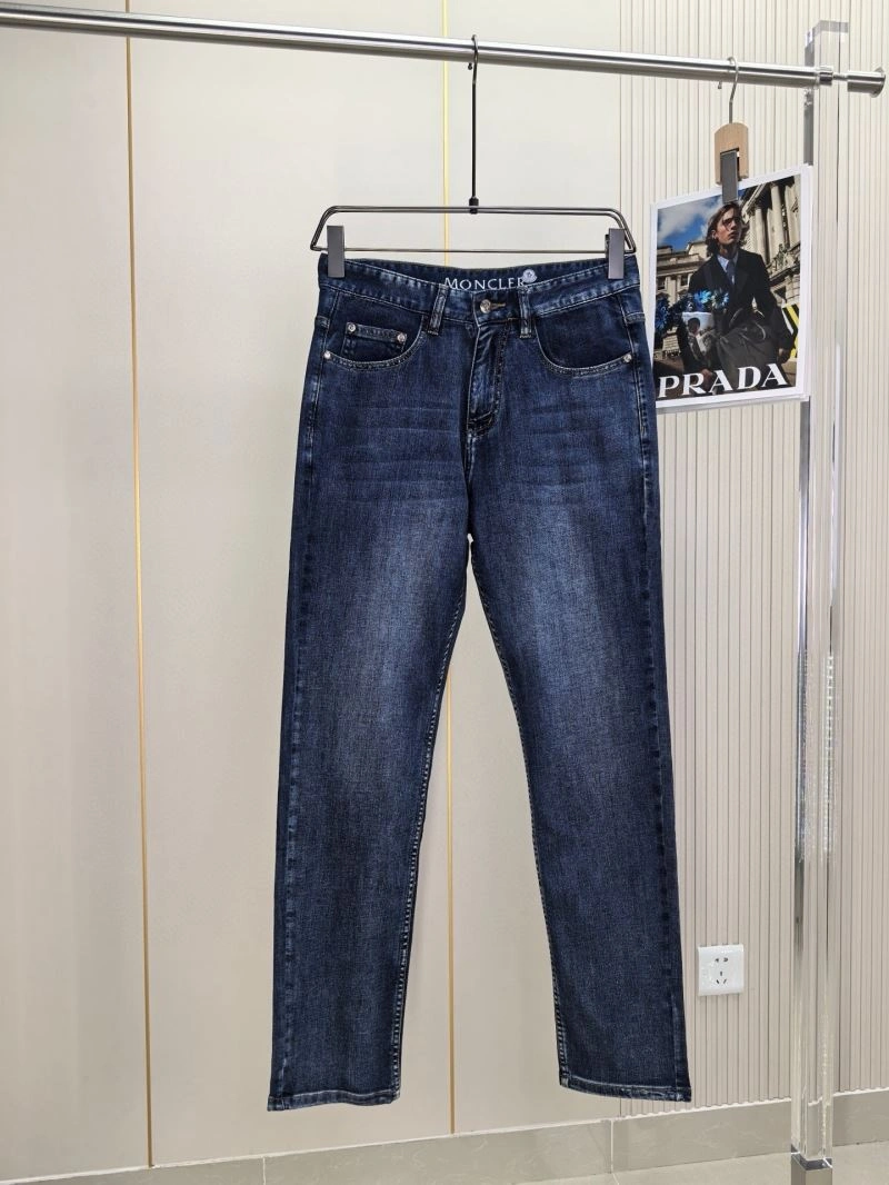 Stylish Moncler Jeans 140816