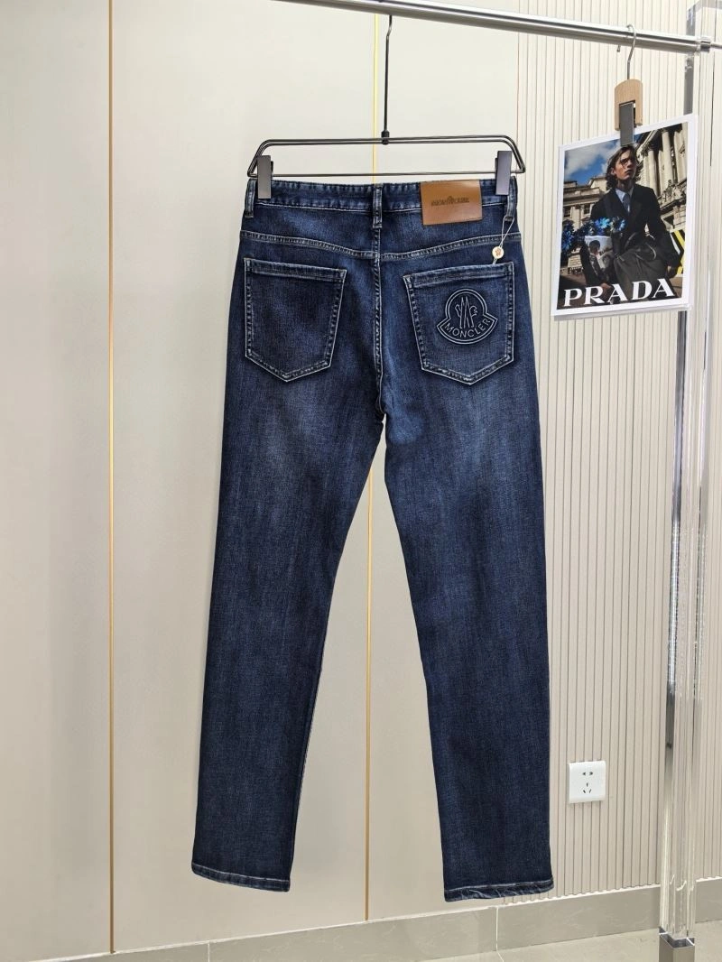 Stylish Moncler Jeans 140816