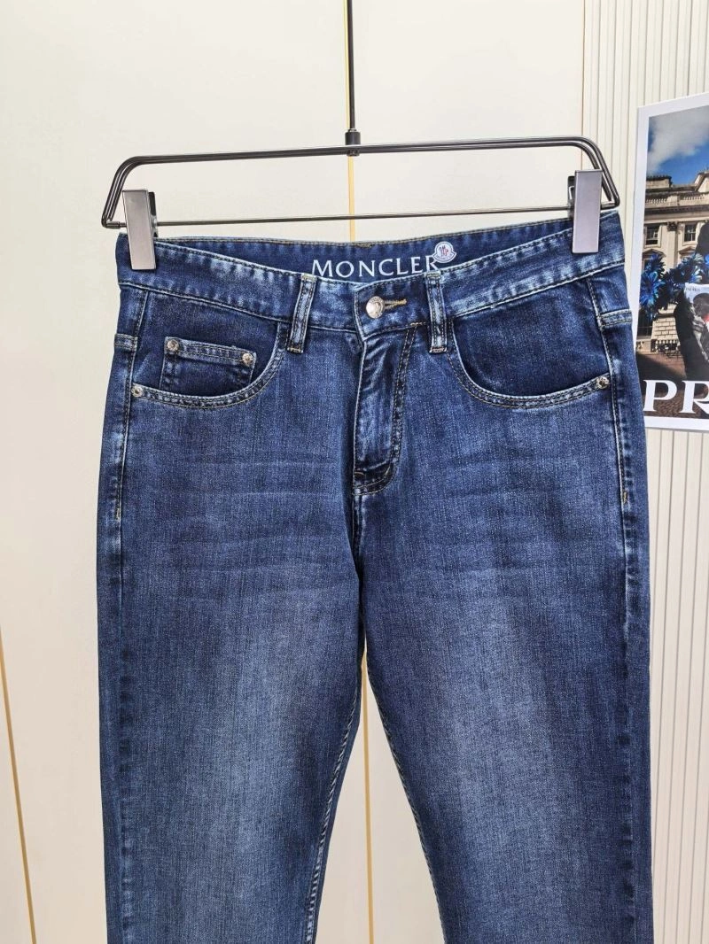 Stylish Moncler Jeans 140816