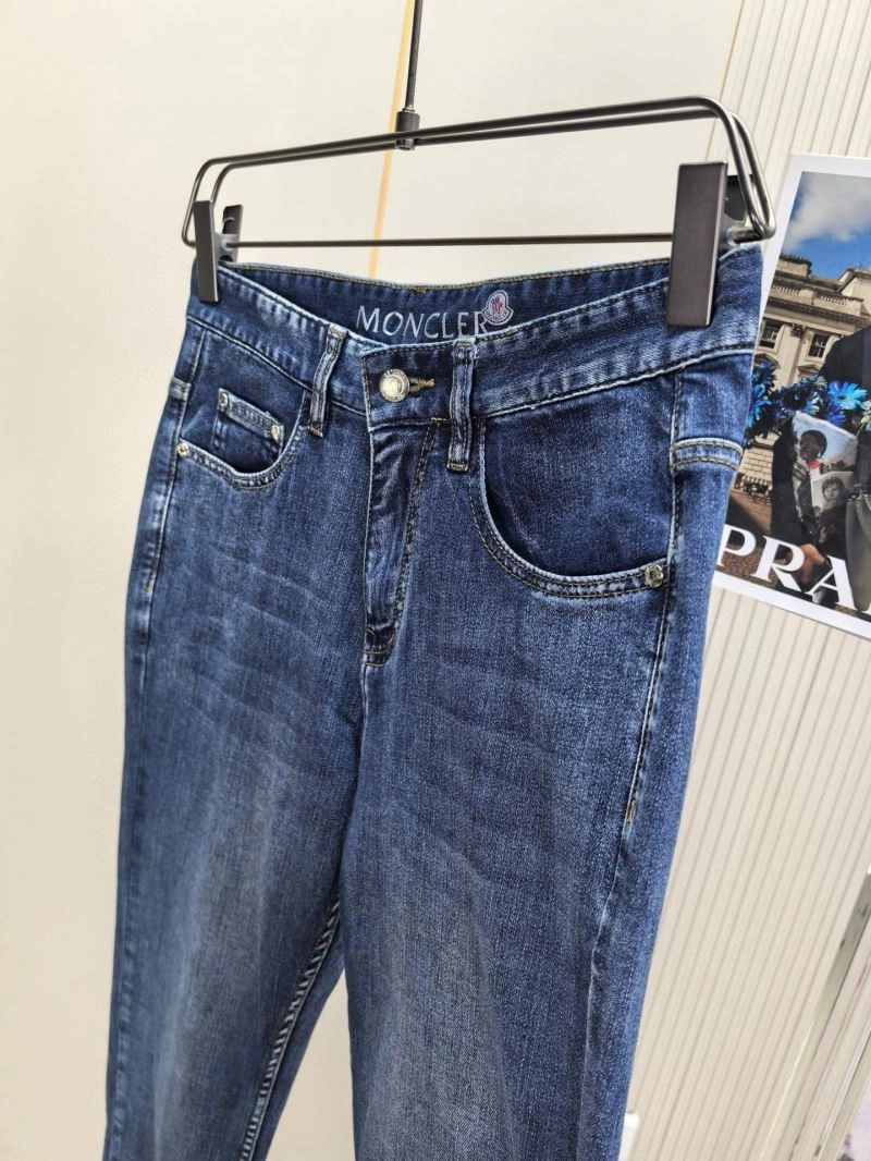 Stylish Moncler Jeans 140816