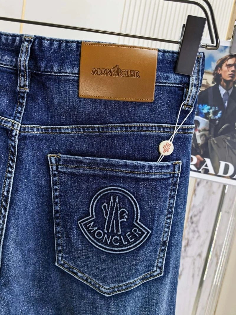 Stylish Moncler Jeans 140816