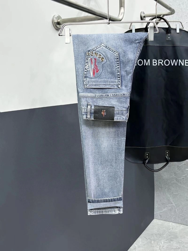 Moncler Jeans WeatherProof 140364
