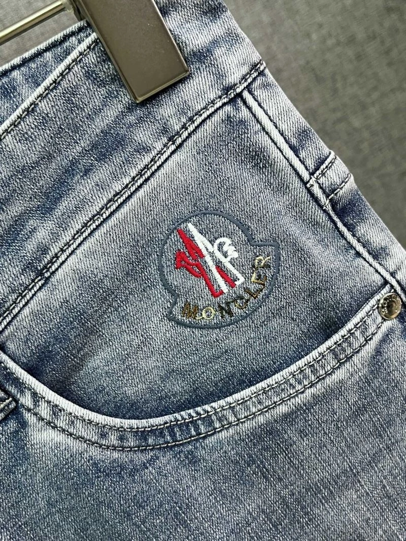 Moncler Jeans WeatherProof 140364