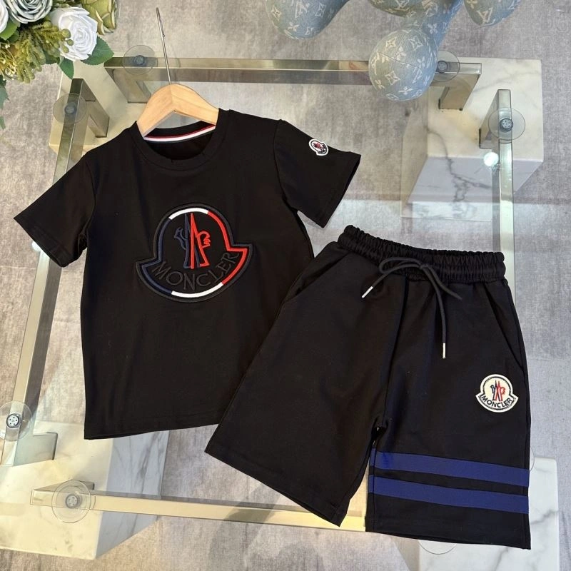 Moncler Kids GoAnywhere 139981