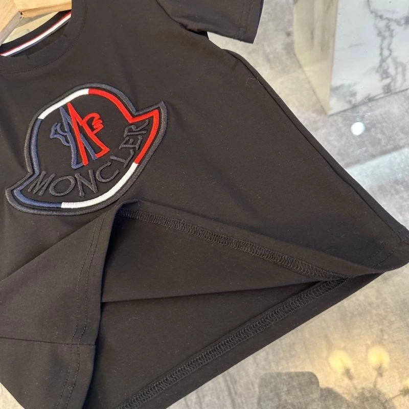 Moncler Kids GoAnywhere 139981